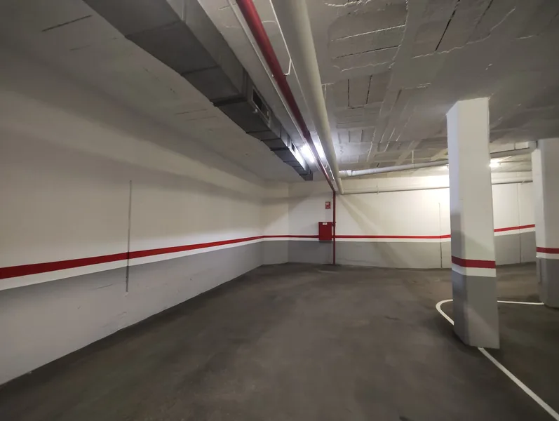 ¿Cuánto cuesta pintar un piso en Barcelona? Precios por m² 2026